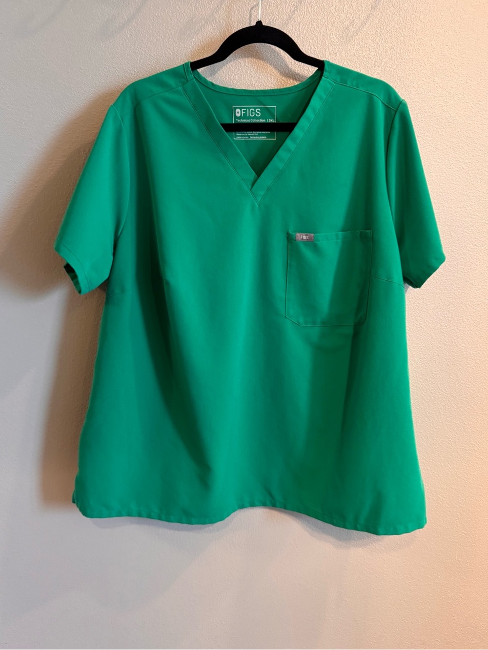 FIGS Women’s Catarina Short Sleeve Scrub Top in Bright Green - LIMITED EDITION
